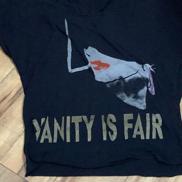 Vanity is Fair lady smoking t shirt no size - Picture 2 of 9